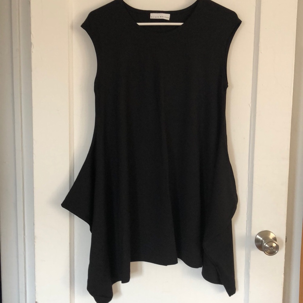 Bryn Walker top